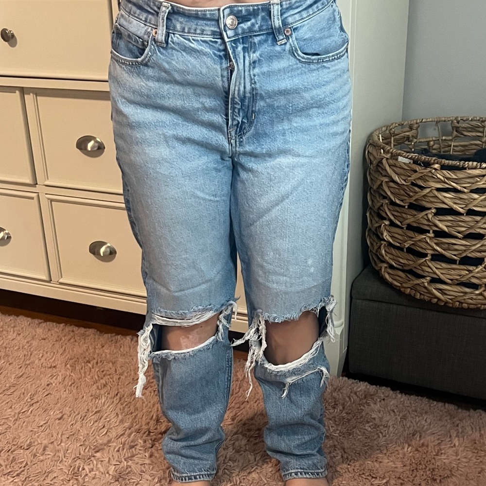 Distressed Light Blue Women's Jeans
